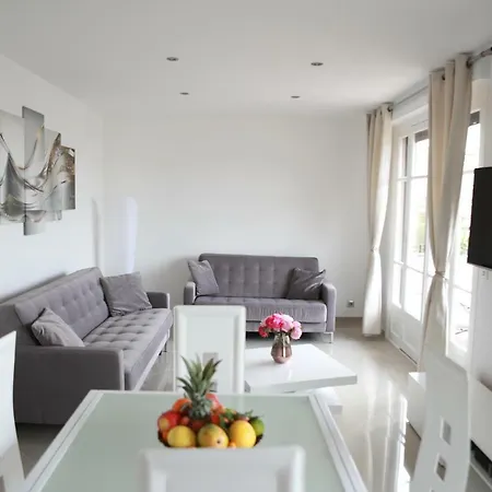 3p Lumineux Renove Derriere La Croisette Apartment