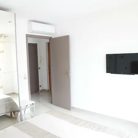 3p Lumineux Renove Derriere La Croisette