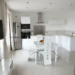3p Lumineux Rénové Derrière Croisette Appartement Cannes