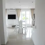 Appartement 3p Lumineux Rénové Derrière Croisette Cannes