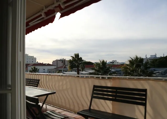 3p Lumineux Renove Derriere La Croisette Cannes